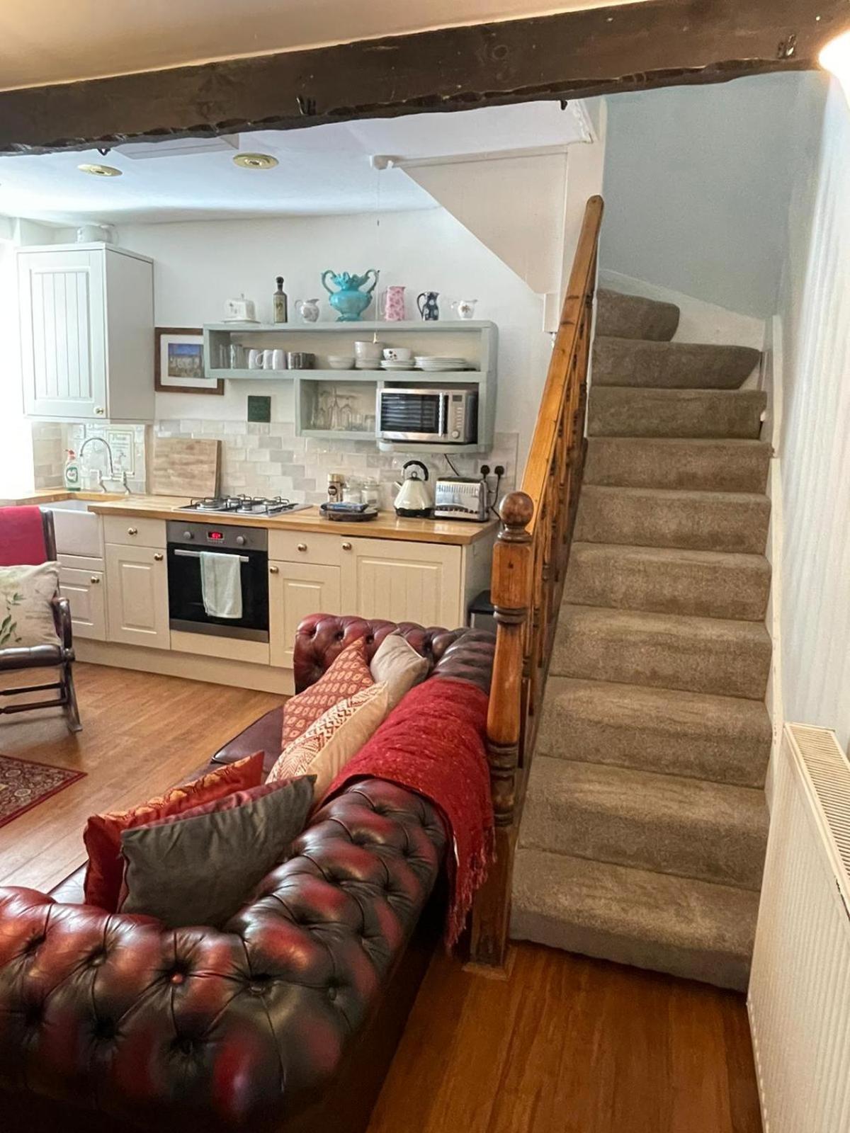 The Little Hideaway - Historic Gem Off Haworth Main Street Villa Bagian luar foto